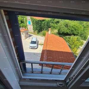 Renovirana kamena kuća s bazenom – mirno selo blizu Svetvinčenta