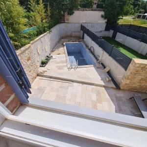 Renovirana kamena kuća s bazenom – mirno selo blizu Svetvinčenta