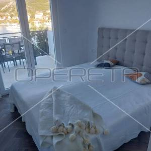 Renovirana kuća prvi red do mora, Seget Vranjica, Trogir