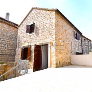 Renovirana tradicionalna kamena kuća, Jelsa, Hvar 