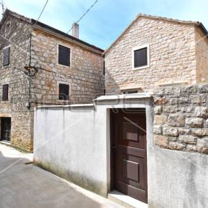 Renovirana tradicionalna kamena kuća, Jelsa, Hvar 