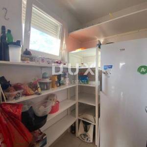 REŠETARI -  Trosobni stan na odličnoj lokaciji