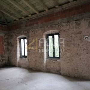 Rijeka, Banderovo, 90m2, 3s+db, stan za investiciju!