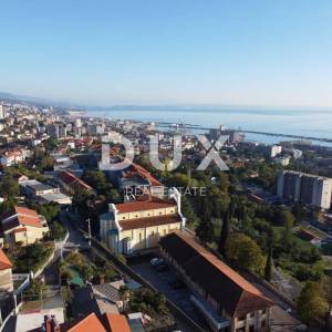 RIJEKA, BANDEROVO- stan 100m2 s panoramskim pogledom na more - 3S+DB - 1. kat