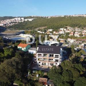 RIJEKA, BANDEROVO- stan 100m2 s panoramskim pogledom na more - 3S+DB - 1. kat