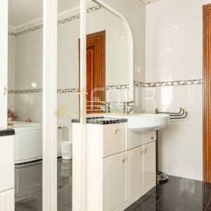 Rijeka, Belveder, 265.54m2, dvoetažni stan, garaža, okućnica
