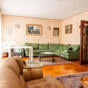 Rijeka, Belveder, 265.54m2, dvoetažni stan, garaža, okućnica