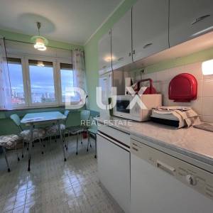 RIJEKA, BELVEDER - 4SKL s balkonom, lođom i fantastičnim pogledom na more