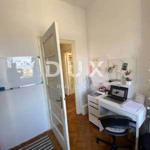 RIJEKA, BULEVARD- predivan gospodski stan s panoramskim pogledom na more, VLASTITA GARAŽA