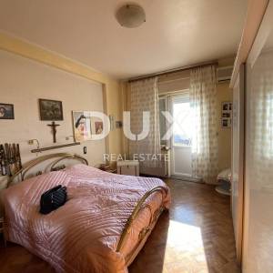 RIJEKA, BULEVARD- predivan gospodski stan s panoramskim pogledom na more, VLASTITA GARAŽA