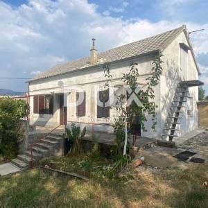 RIJEKA, ČAVLE - građevinsko zemljište 4.176 m2 za stambenu zgradu - stanove / apartmane / obiteljsku kuću / villu! PRILIKA!!!...