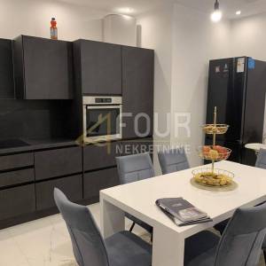 Rijeka, Centar, 101.39m2, uređen 3s+db, balkon