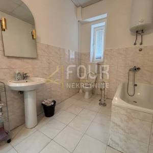 Rijeka, Centar, 112.25m2, prostran gradski stan