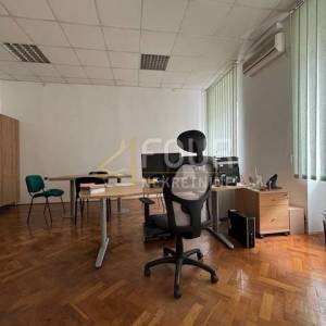 Rijeka, Centar, 112.25m2, prostran gradski stan