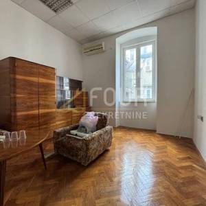 Rijeka, Centar, 112.25m2, prostran gradski stan