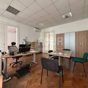 Rijeka, Centar, 112.25m2, prostran gradski stan