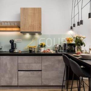 Rijeka, Centar, 136.61m2, 3 luksuzno uređena apartmana
