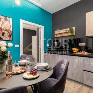 Rijeka, Centar, 136.61m2, 3 luksuzno uređena apartmana