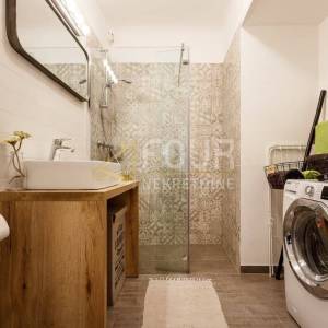 Rijeka, Centar, 161.65m2, u naravi 5 studio apartmana