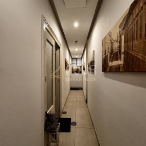 Rijeka, Centar, 166.49m2, u naravi 5 apartmana
