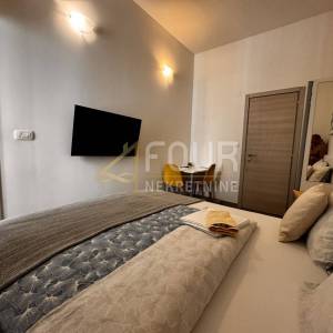 Rijeka, Centar, 166.49m2, u naravi 5 apartmana