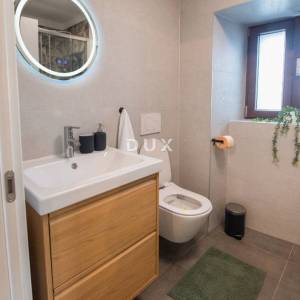 RIJEKA, CENTAR - 2 apartmana u strogom centru