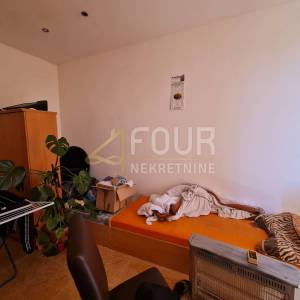 Rijeka, Centar, 72.10m2, 2 stana