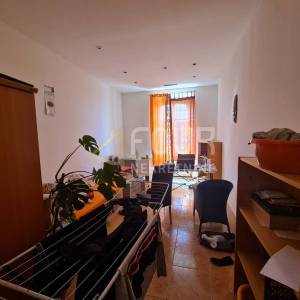 Rijeka, Centar, 72.10m2, 2 stana