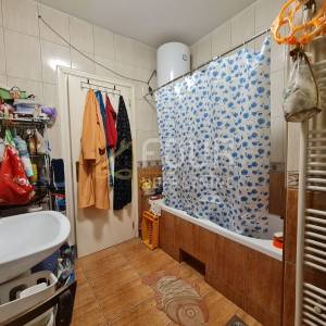 Rijeka, Centar, 72.10m2, 2 stana