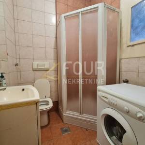 Rijeka, Centar, 72.10m2, 2 stana