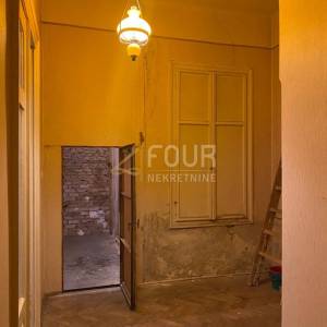 Rijeka, Centar, 98.47m2, 4skl, balkon