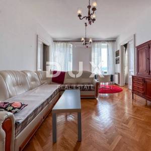 RIJEKA, CENTAR - gospodski 4SKL stan s 3 balkona u centru grada