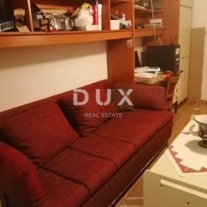 RIJEKA, CENTAR - Gospodski stan u centru, s liftom