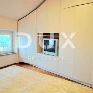 RIJEKA, CENTAR, lijepi 2S+DB s pogledom na more