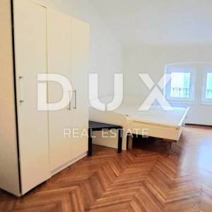 RIJEKA, CENTAR, lijepi 2S+DB s pogledom na more