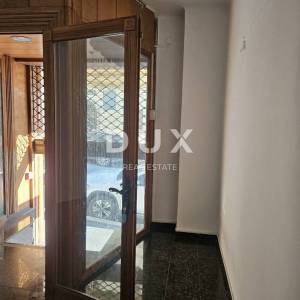 RIJEKA, CENTAR - Najam poslovnog prostora 30m2 na frekventnoj lokaciji 