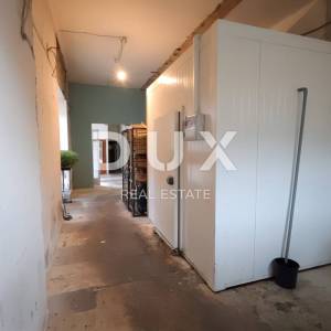 RIJEKA, CENTAR - poslovni prostor u centru grada