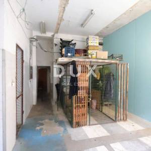 RIJEKA, CENTAR - poslovni prostor u centru grada