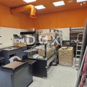 RIJEKA, CENTAR - poslovni prostor 102 m2 u prizemlju na odličnoj lokaciji! PRILIKA!