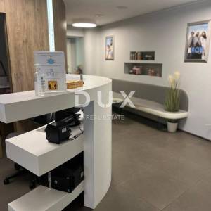 RIJEKA, CENTAR- stan 108m2 u prizemlju pogodan za poslovni prostor 