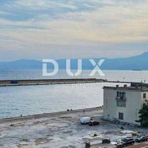 RIJEKA, CENTAR - Stan 116m2 prvi red do mora!