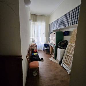 RIJEKA, CENTAR- stan 190,77 udaljen 50m od mora
