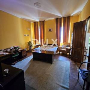RIJEKA, CENTAR- stan 190,77 udaljen 50m od mora