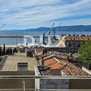 RIJEKA, CENTAR-Stan blizu centra s pogledom