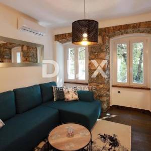 RIJEKA, CENTAR - tri luksuzna apartmana u centru Rijeke.