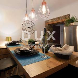 RIJEKA, CENTAR - tri luksuzna apartmana u centru Rijeke.