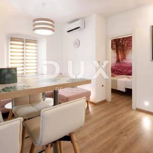 RIJEKA, CENTAR - tri luksuzna apartmana u centru Rijeke.