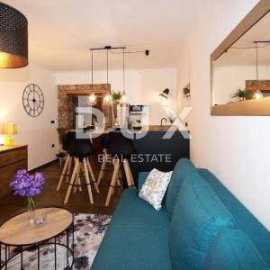 RIJEKA, CENTAR - tri luksuzna apartmana u centru Rijeke.