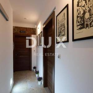 RIJEKA, CENTAR - tri luksuzna apartmana u centru Rijeke.