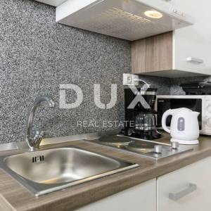 RIJEKA, CENTAR - uhodani apartmani na samom Korzu
